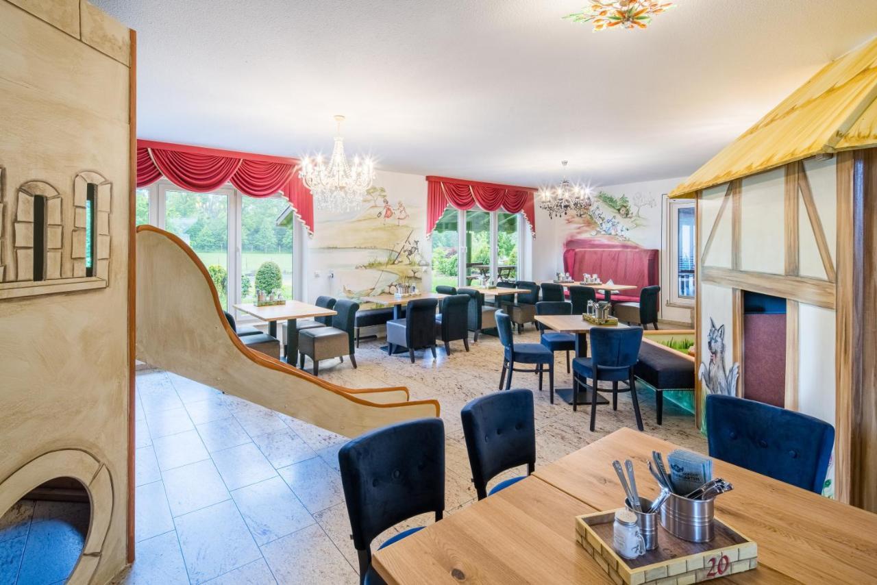 Hotel Hofgut Tiergarten Аулендорф Экстерьер фото
