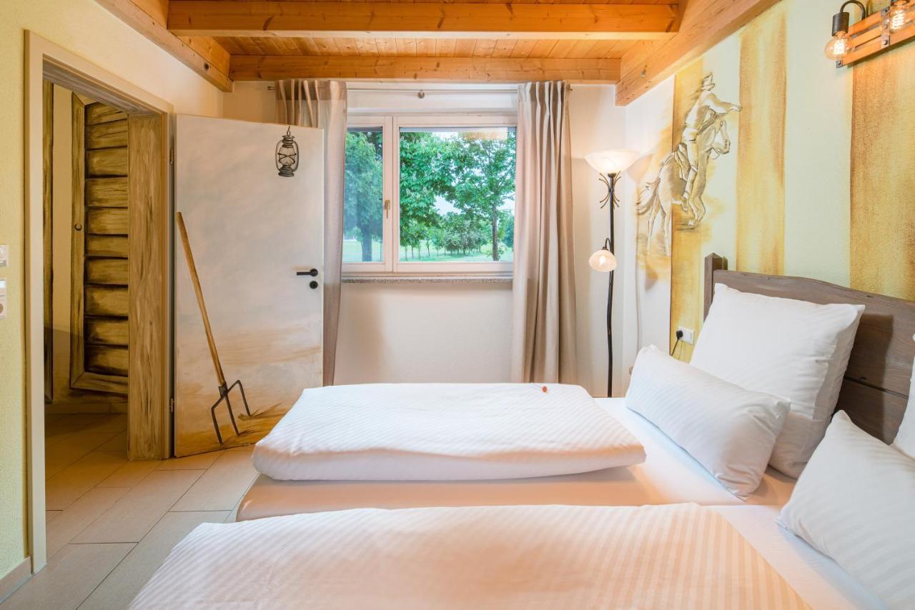 Hotel Hofgut Tiergarten Аулендорф Экстерьер фото