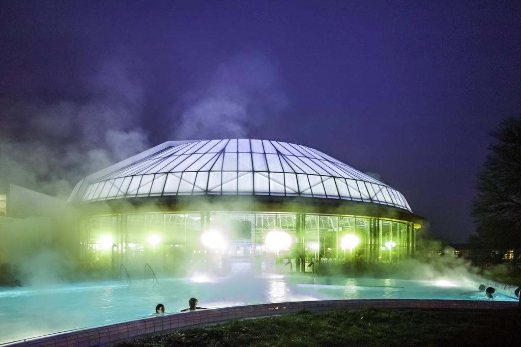 Hotel Hofgut Tiergarten Аулендорф Экстерьер фото